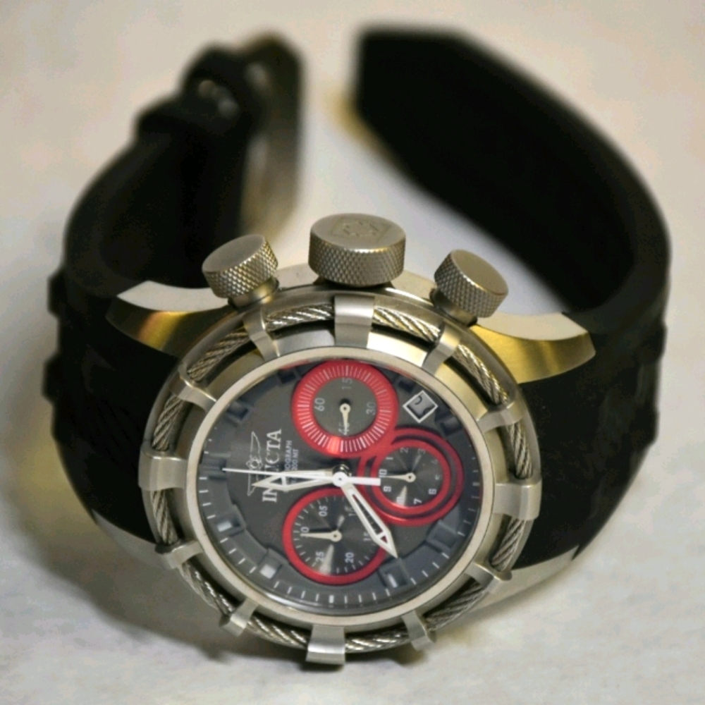 Invicta Bolt
